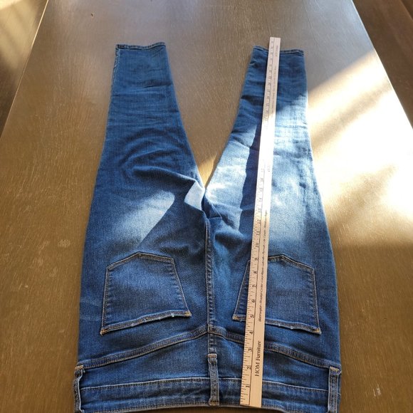 Universal Thread High Rise Stretch Skinny Jean Size 4 Waist 27 - Picture 8 of 12